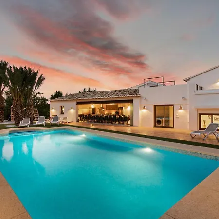 Joan - Plusholidays Villa Calp